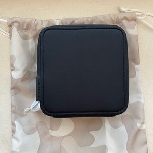 Dagne Dover Arlo Small Technology Case